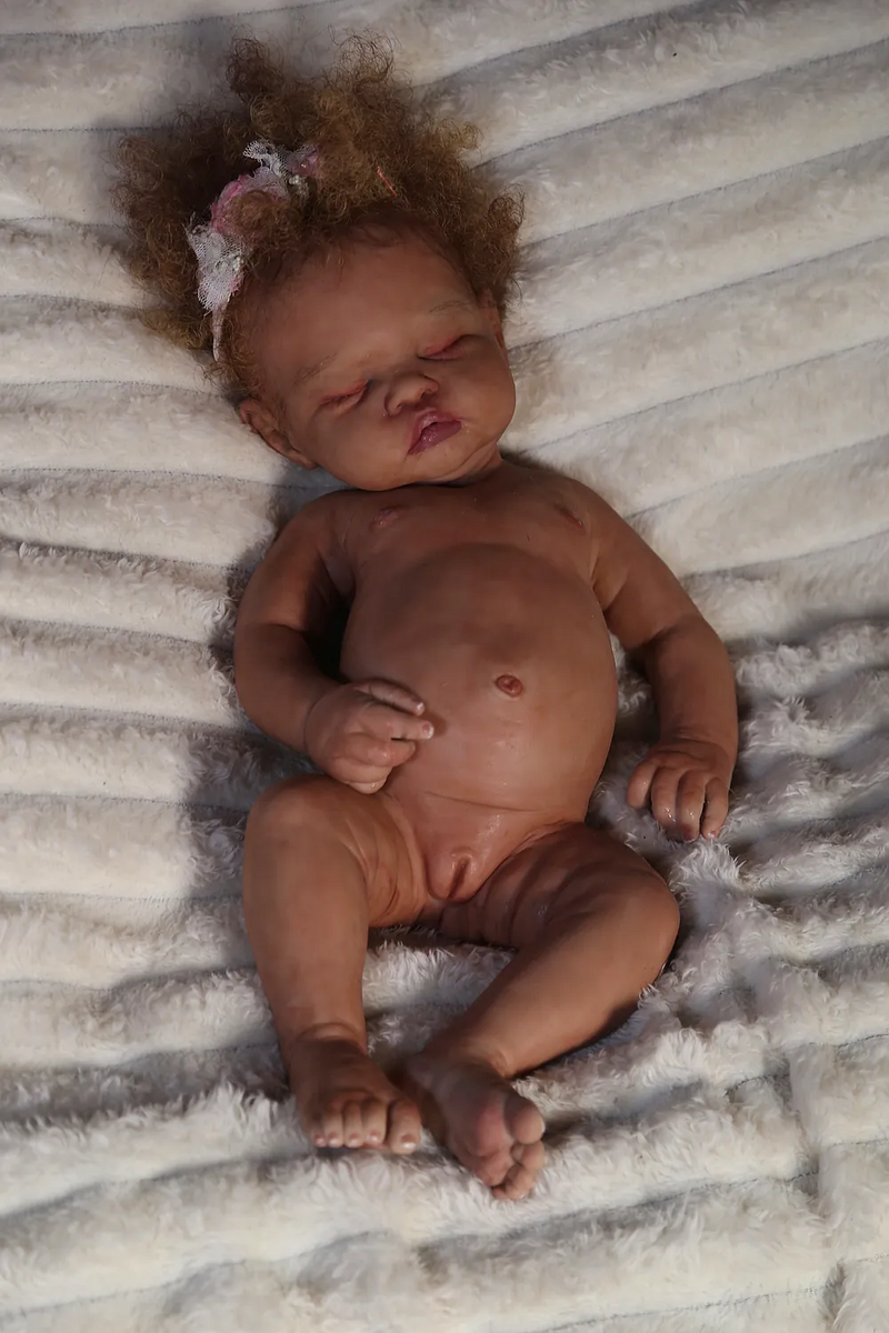 Bebê Reborn de Silicone  sólido - Gabi