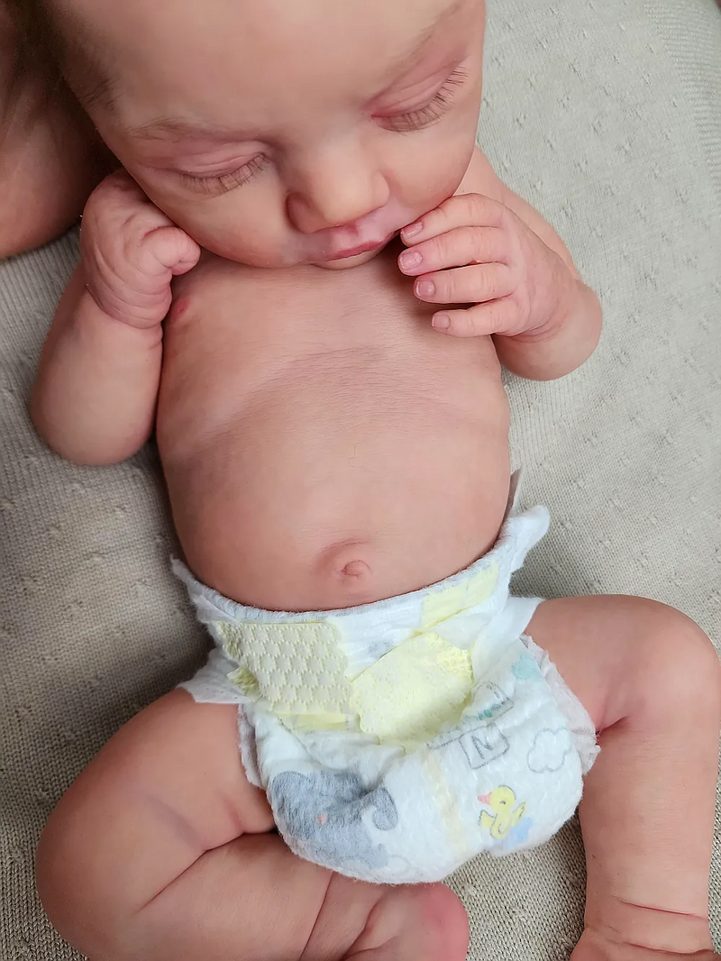 Bebê Reborn de Silicone  sólido - João