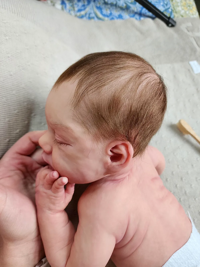 Bebê Reborn de Silicone  sólido - João
