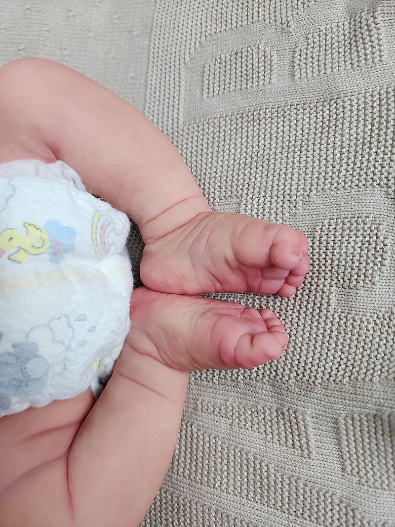 Bebê Reborn de Silicone  sólido - João