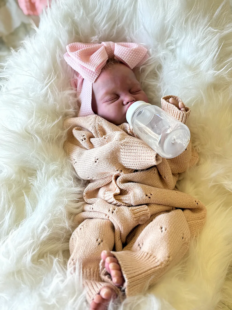Bebê Reborn de Silicone  sólido - Angélica
