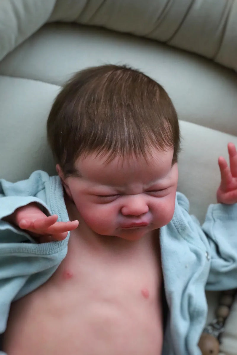 Bebê Reborn de Silicone  sólido - Maike