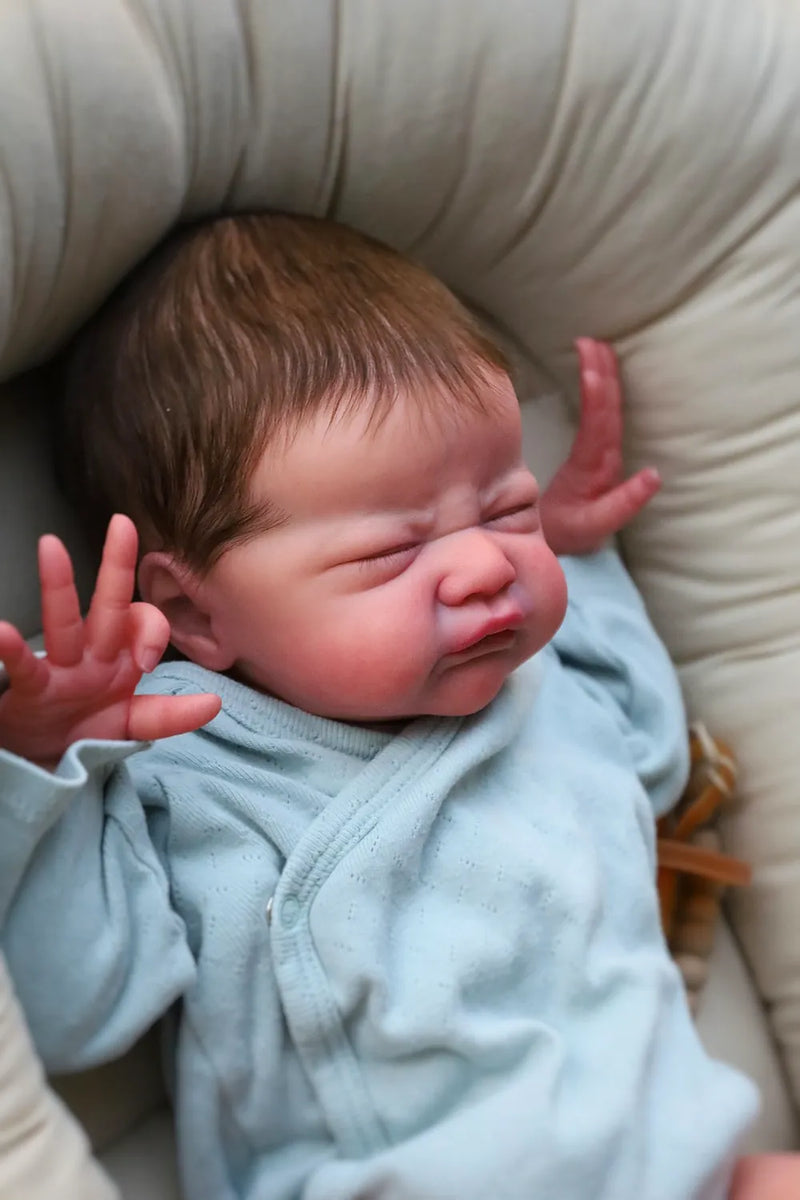Bebê Reborn de Silicone  sólido - Maike
