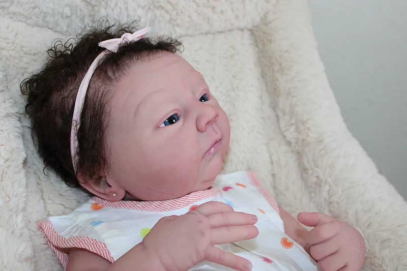 Bebê Reborn de Silicone  sólido -  Charlote