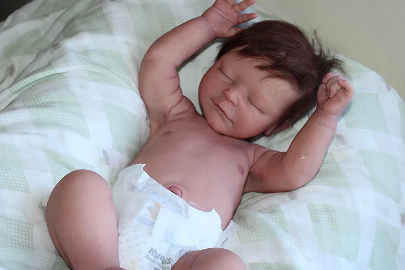 Bebê Reborn de Silicone  sólido - Gui