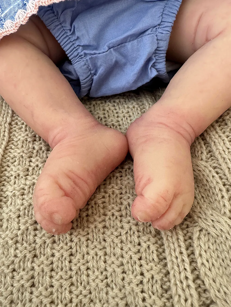 Bebê Reborn de Silicone  sólido - Nati