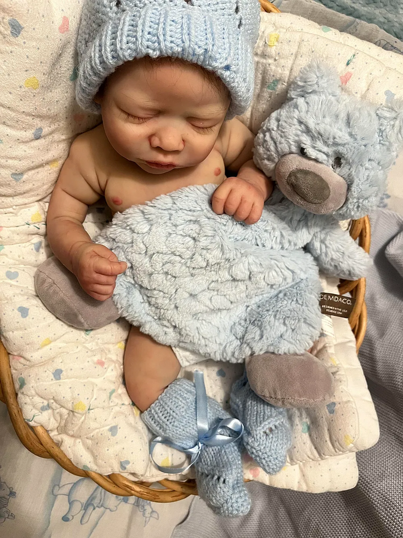 Bebê Reborn de Silicone  sólido - Júlio