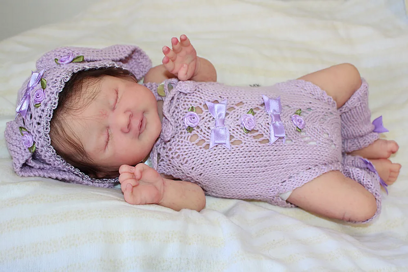 Bebê Reborn de Silicone  sólido - Lily