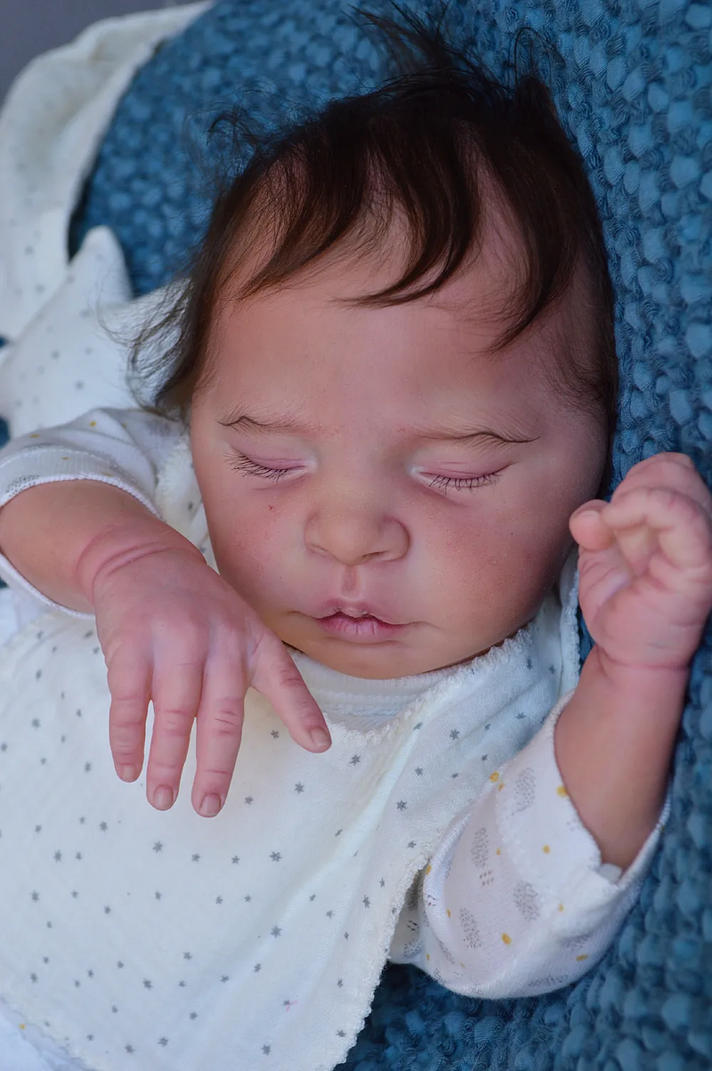 Bebê Reborn de Silicone  sólido - Bruna