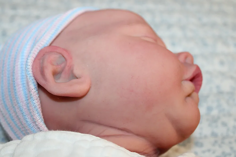 Bebê Reborn de Silicone  sólido - Jana