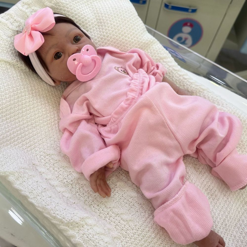 Bebê Reborn de Silicone  sólido  Larissa